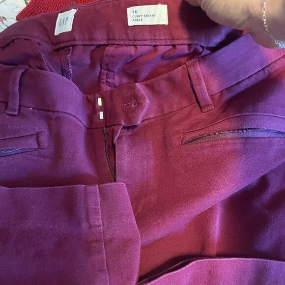 Vintage GAP cult fave!  Curvy Skinny Ankle Jeans Burgundy 16 EUC $10 or 3/25 - Picture 1 of 1